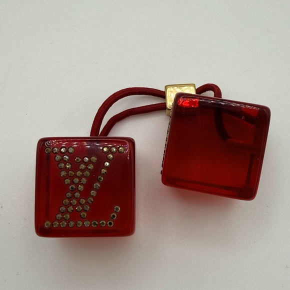 Louis Vuitton Red Translucent Hair Accessory - Picture 9 of 11